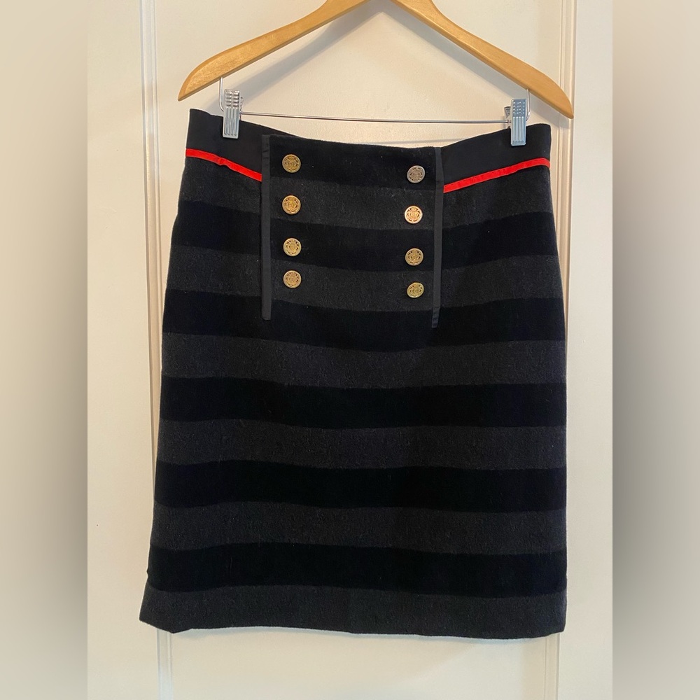 Per Se Black and Gray Wool Striped Skirt with Gold Buttons - Picture 7 of 9